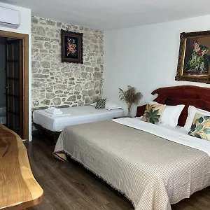  Couette-café Omer The Ottoman House Albanie